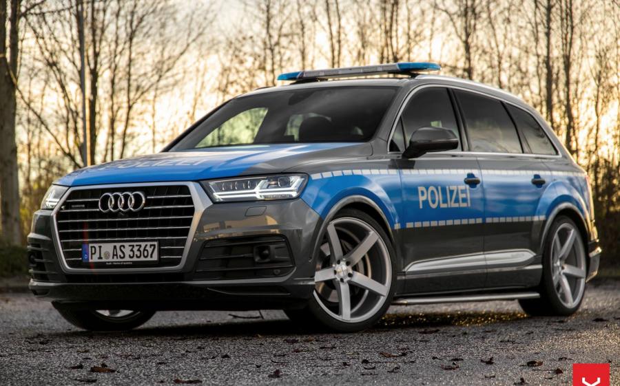 Audi Q7 Police on Vossen Wheels (CV3R) (4M) '2017